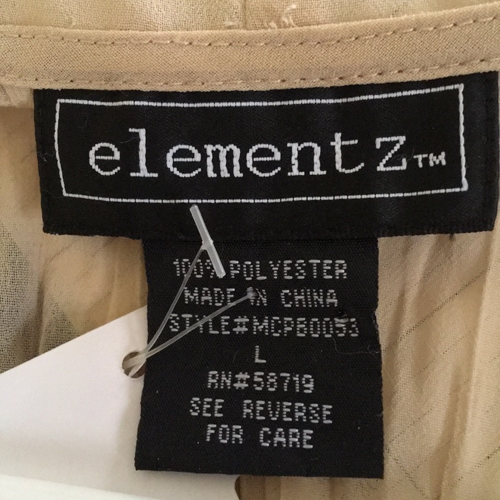 Element Z Sheer/Crinkled Peplum Blouse - Picture 5 of 5